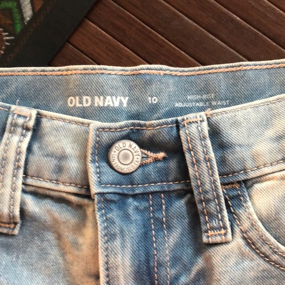 NWT Old Navy jean shorts kids size 10 - Picture 1 of 4